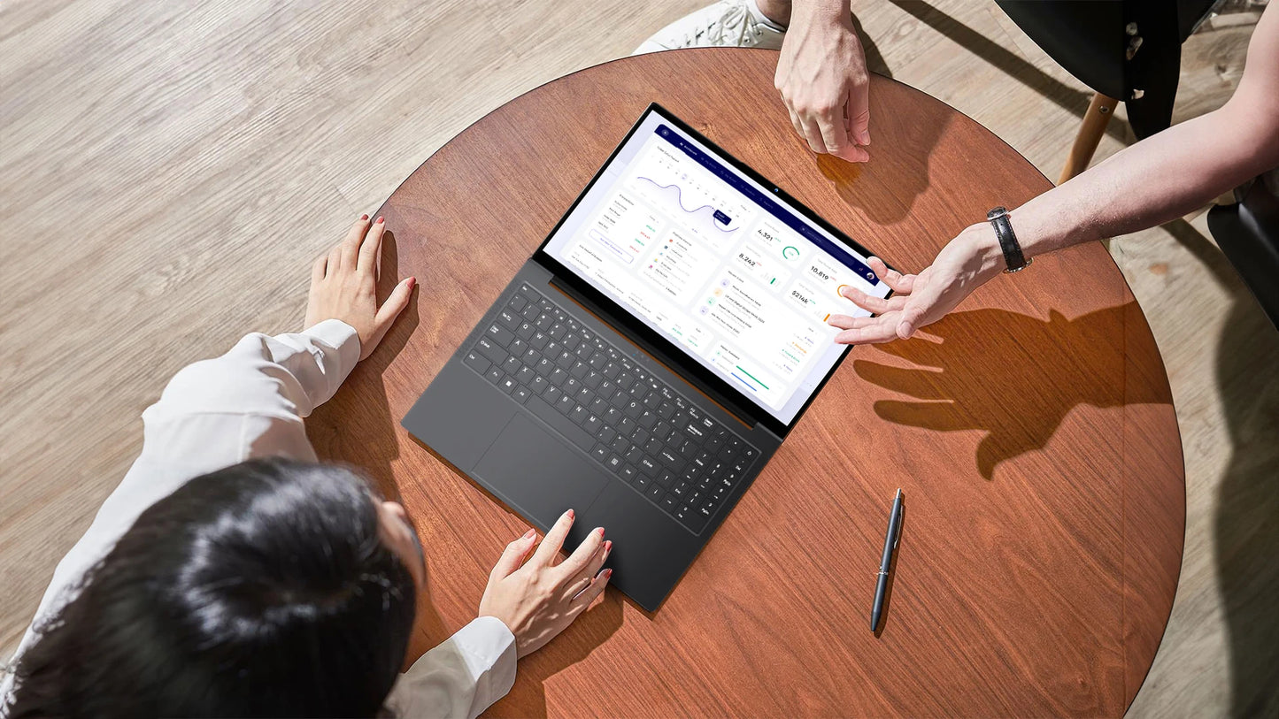 BMAX Laptop X17 Pro 15.6" Full HD 32GB RAM 1TB SSD AMD Ryzen 7 7730U Windows 11 Gaming And Business BT WiFi Type-C Notebook